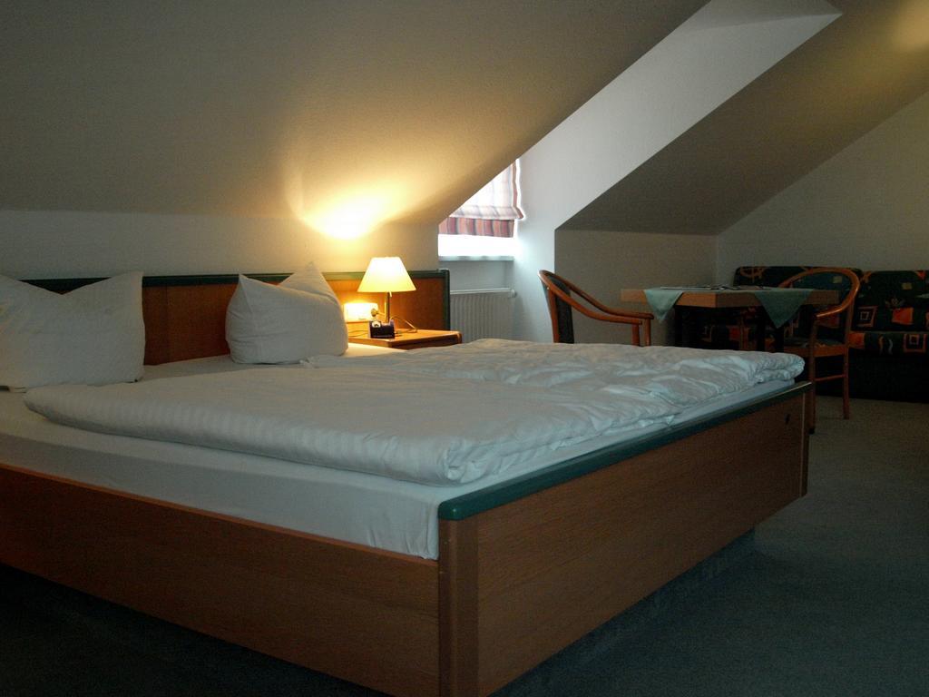 Werdau Hotel Friesen מראה חיצוני תמונה
