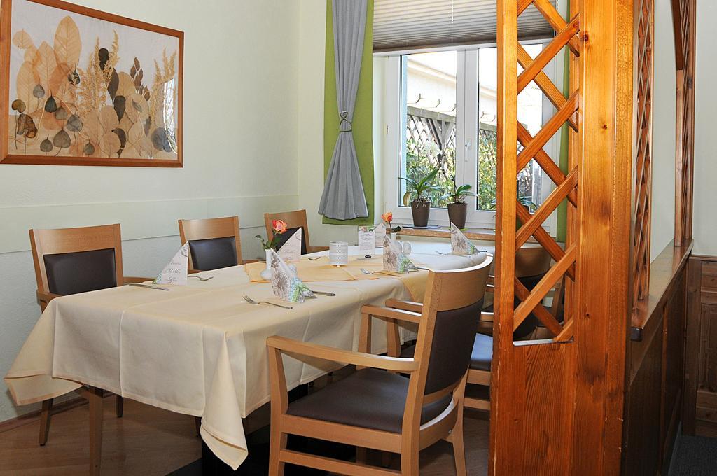 Werdau Hotel Friesen מראה חיצוני תמונה
